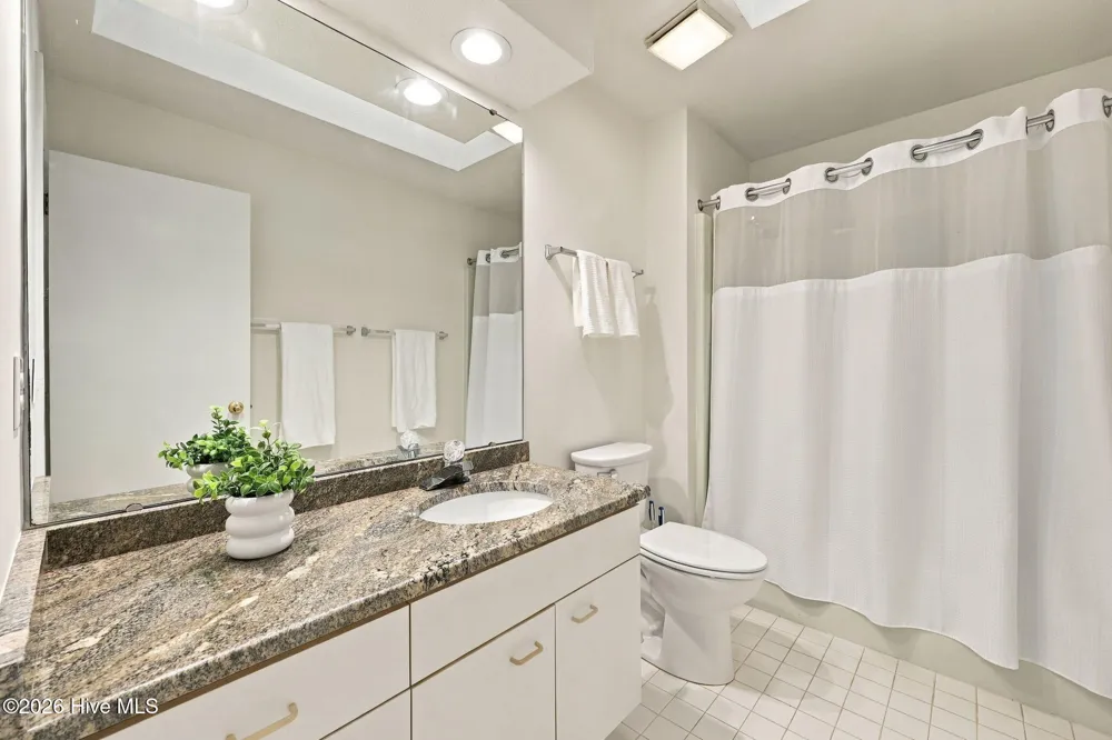 25 Lake Hills Road Pinehurst, NC 28374