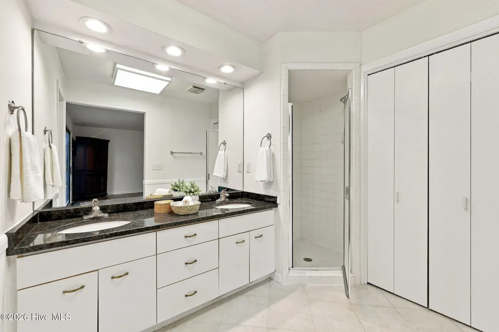 25 Lake Hills Road Pinehurst, NC 28374