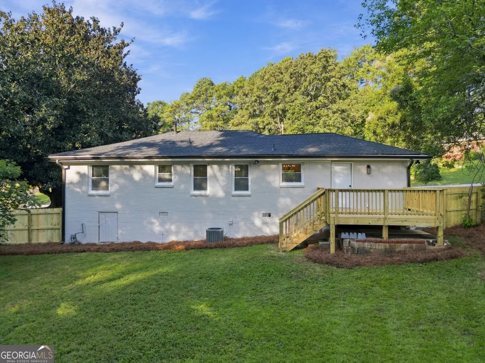2162 Holly Hill Drive Decatur, GA 30032