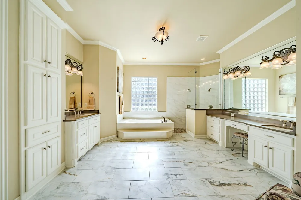 3 Lantern Drive Heath, TX 75032