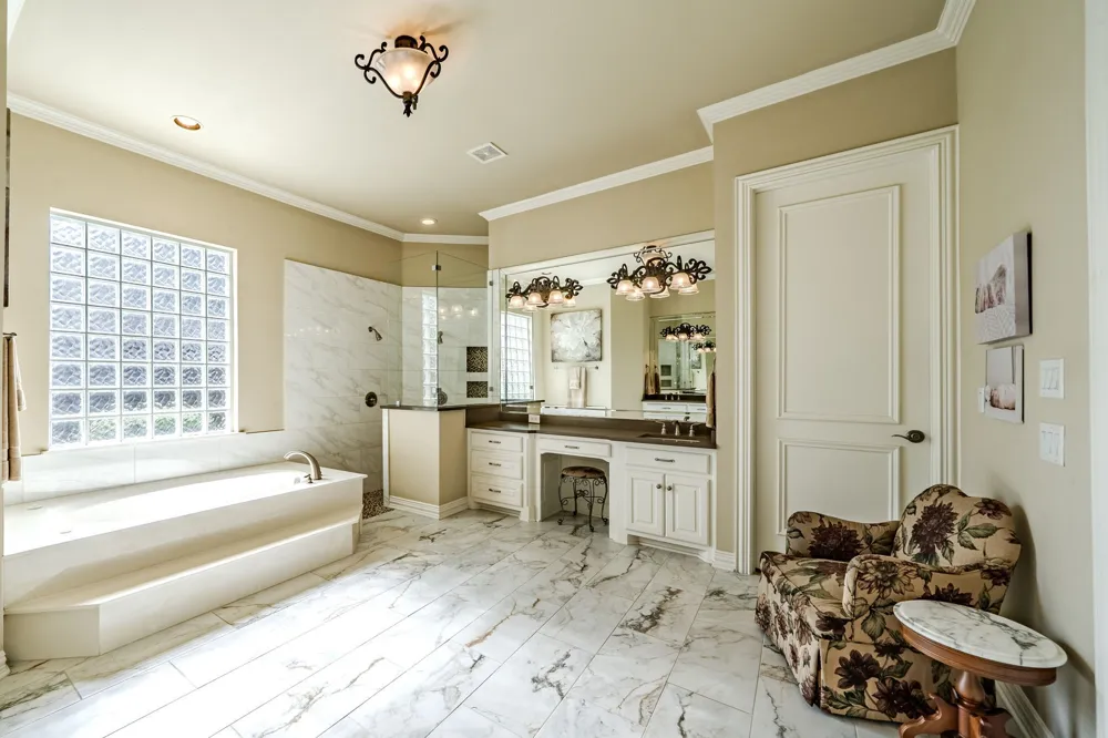 3 Lantern Drive Heath, TX 75032