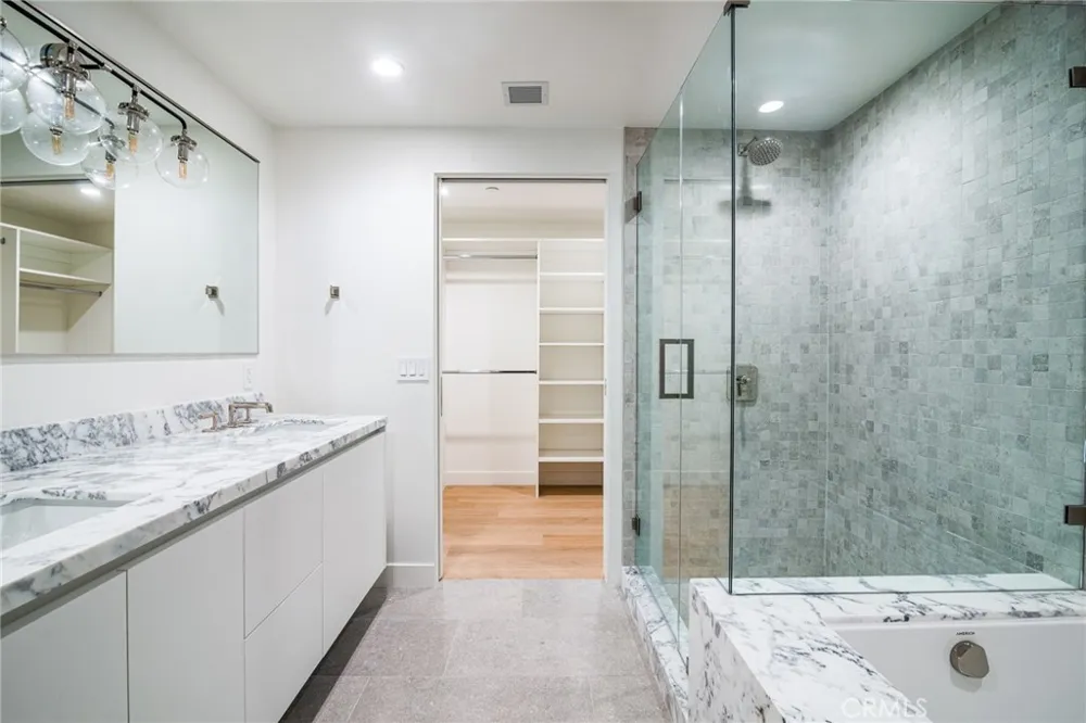 812 Huntley Drive Unit#104 #104 West Hollywood, CA 90069