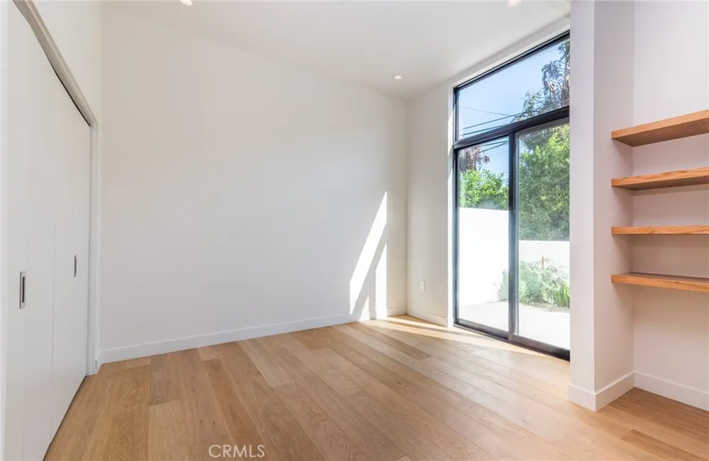 812 Huntley Drive Unit#104 #104 West Hollywood, CA 90069