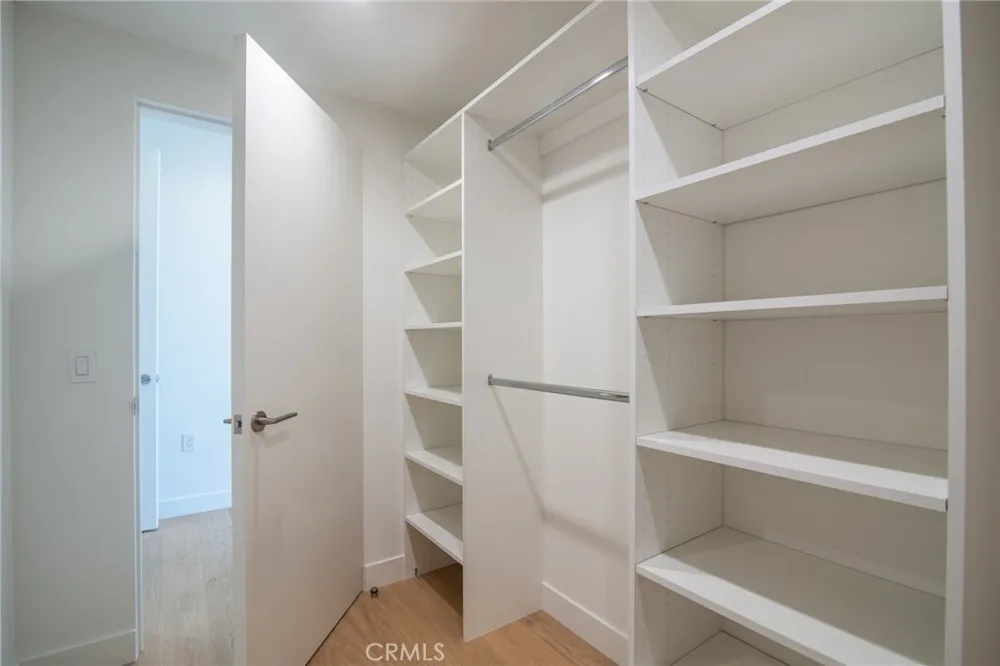 812 Huntley Drive Unit#104 #104 West Hollywood, CA 90069