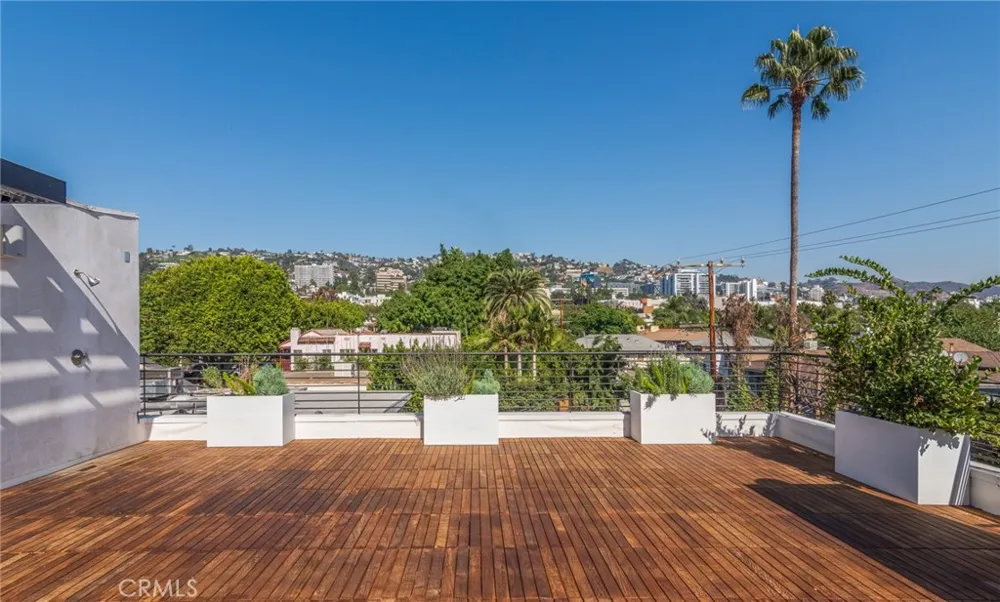 812 Huntley Drive Unit#104 #104 West Hollywood, CA 90069