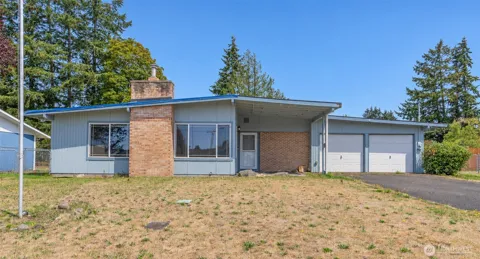 14208 Golden Given Rd E