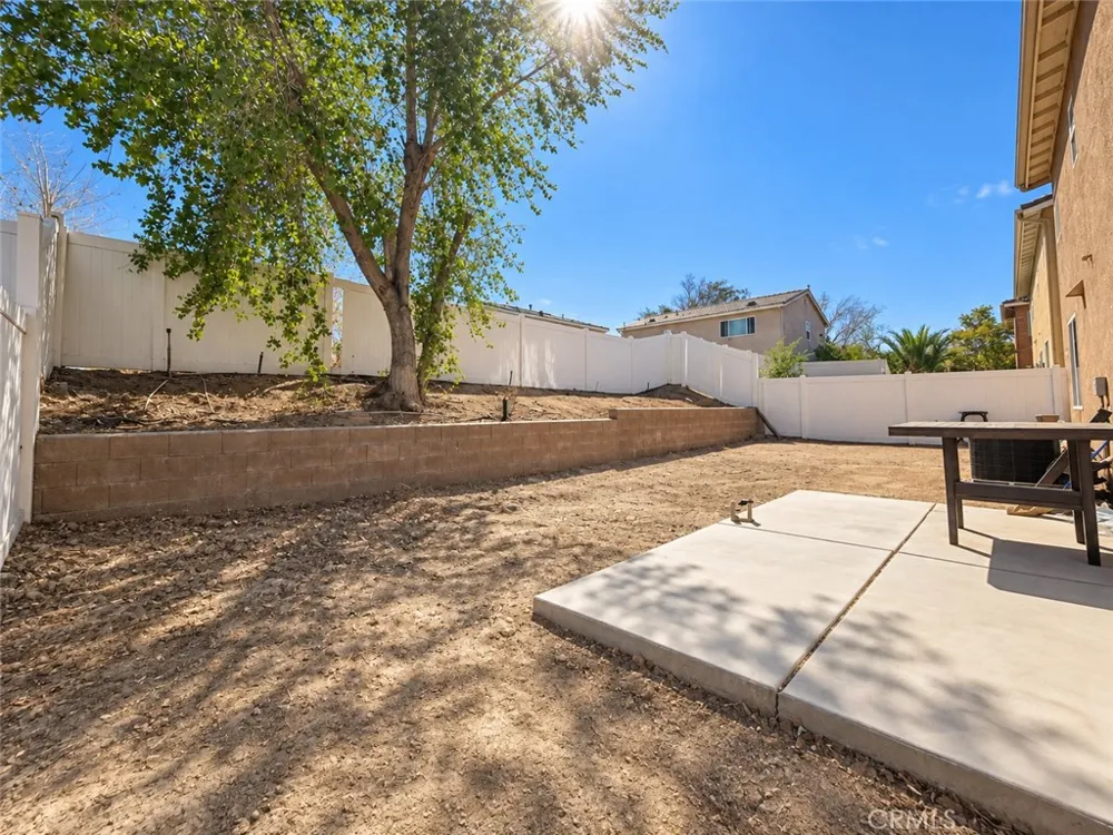 15587 Ripple Ridge Victorville, CA 92394