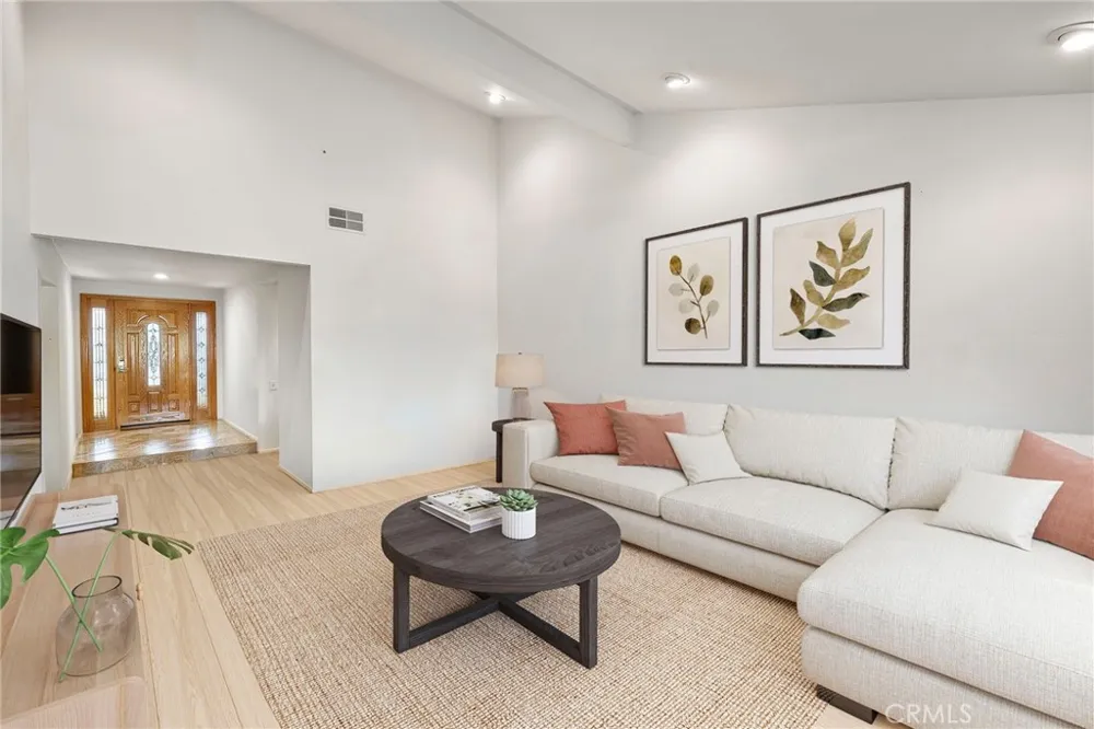 23631 Amalia Mission Viejo, CA 92691