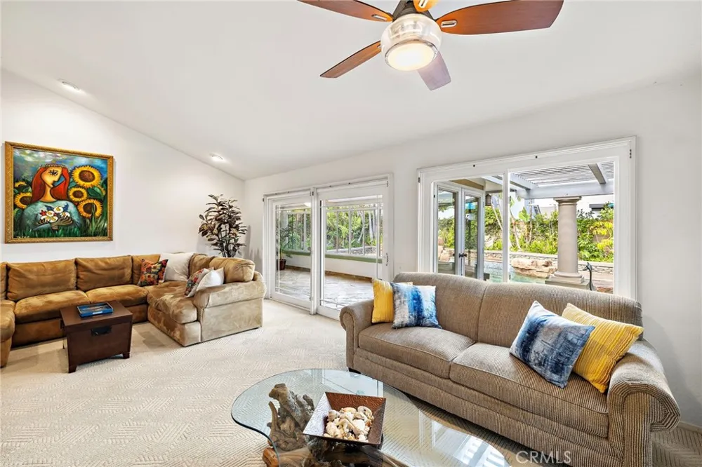 23631 Amalia Mission Viejo, CA 92691