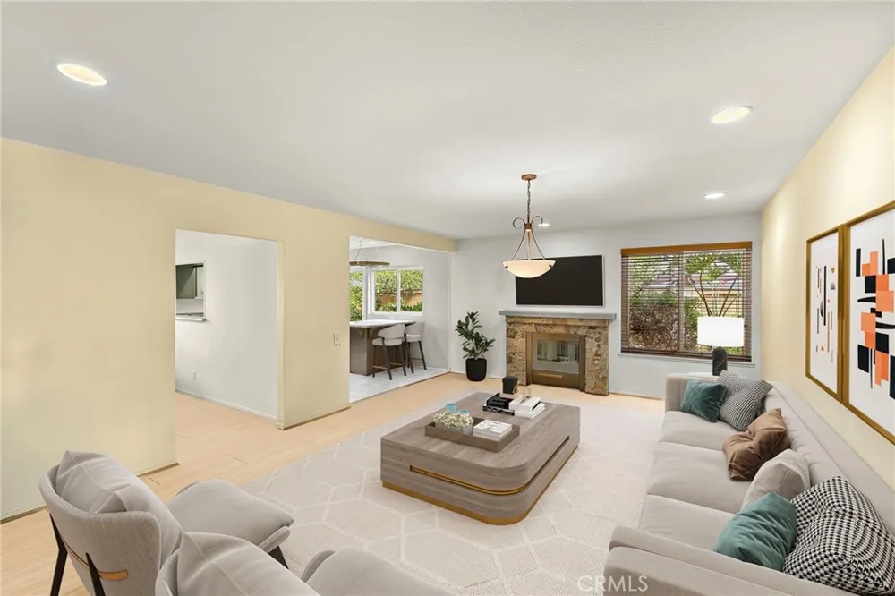 23631 Amalia Mission Viejo, CA 92691