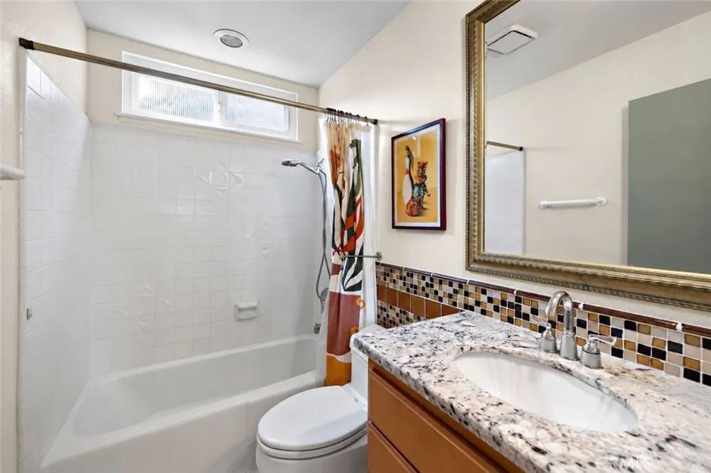 23631 Amalia Mission Viejo, CA 92691