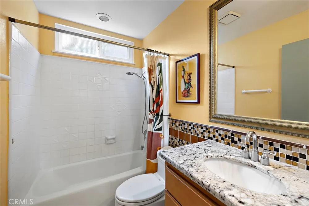 23631 Amalia Mission Viejo, CA 92691