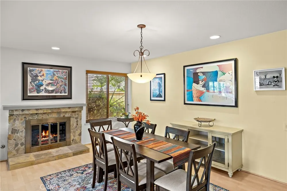 23631 Amalia Mission Viejo, CA 92691