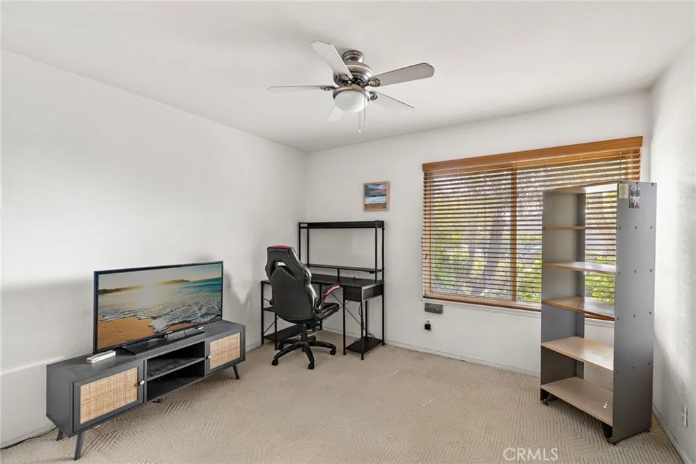 23631 Amalia Mission Viejo, CA 92691