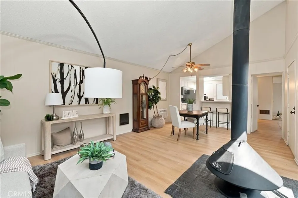 7890 E Spring #23A Long Beach, CA 90815