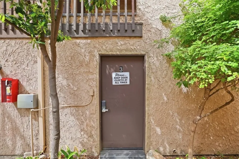 7890 E Spring #23A Long Beach, CA 90815
