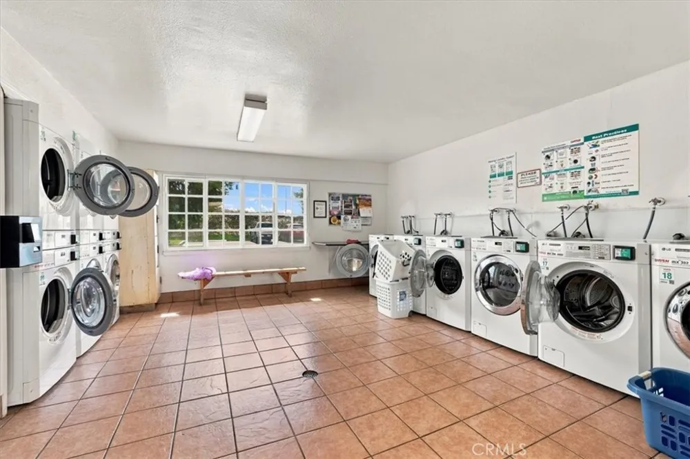 7890 E Spring #23A Long Beach, CA 90815