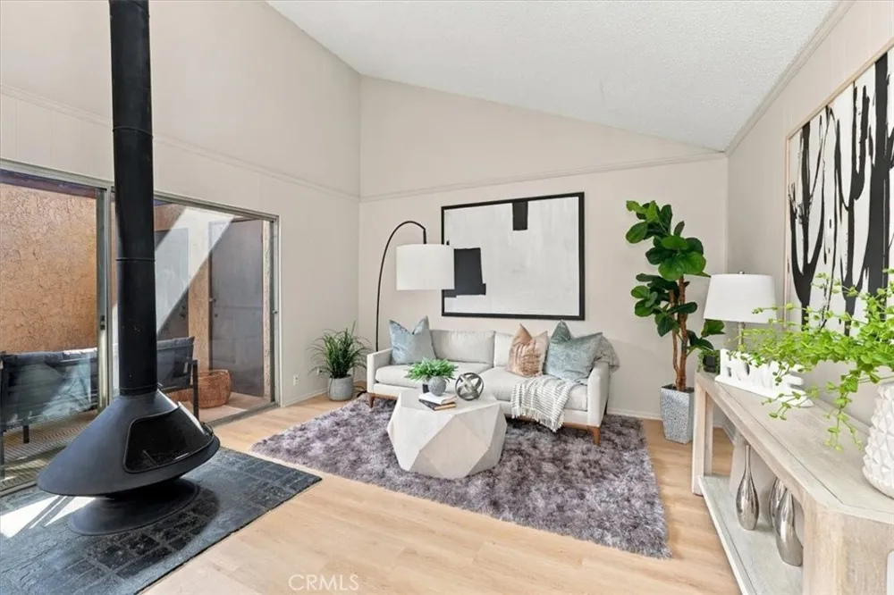 7890 E Spring #23A Long Beach, CA 90815