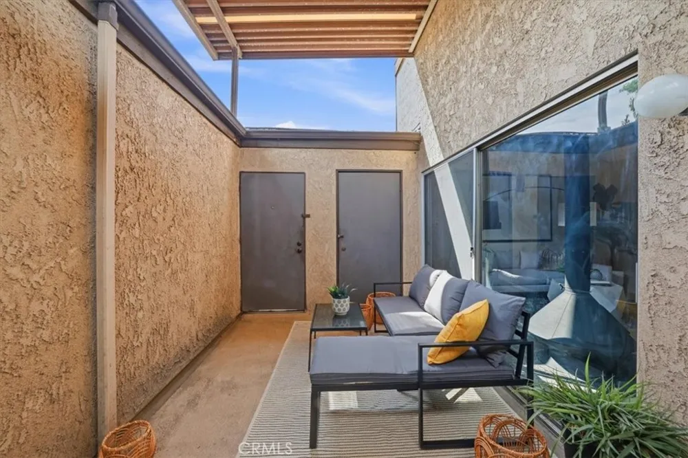 7890 E Spring #23A Long Beach, CA 90815