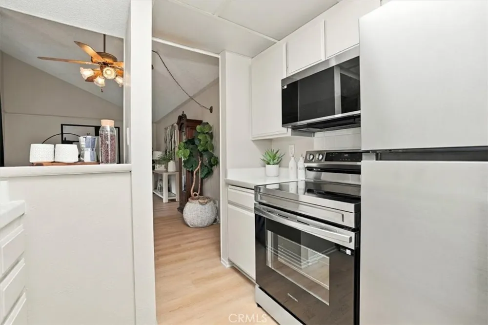 7890 E Spring #23A Long Beach, CA 90815