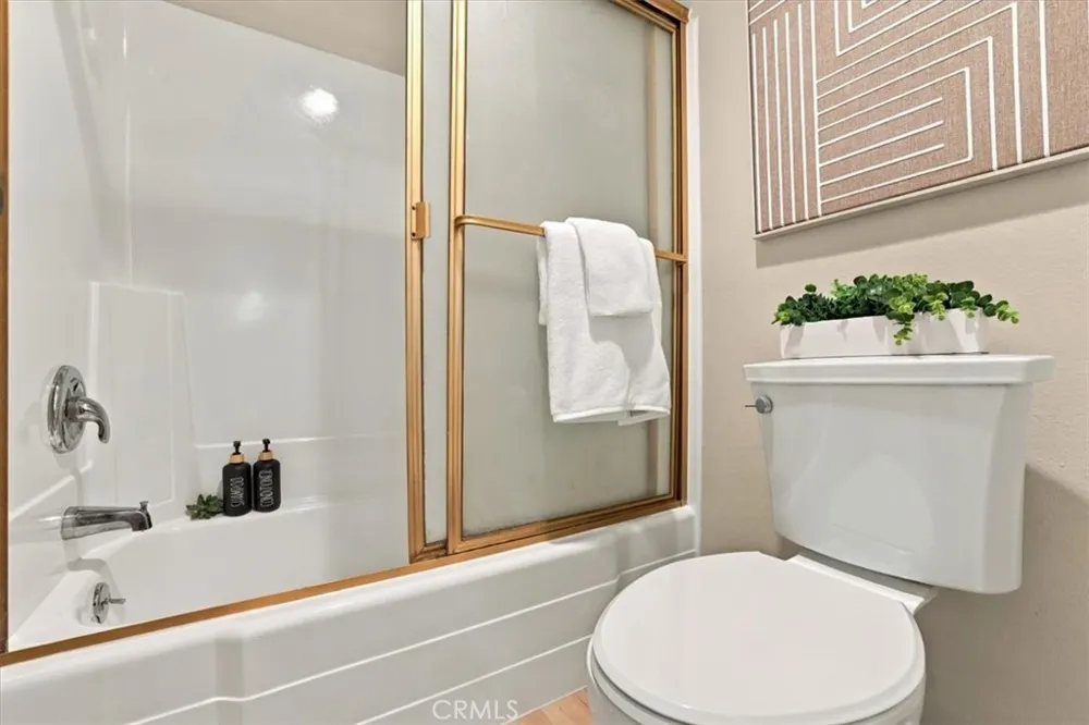 7890 E Spring #23A Long Beach, CA 90815