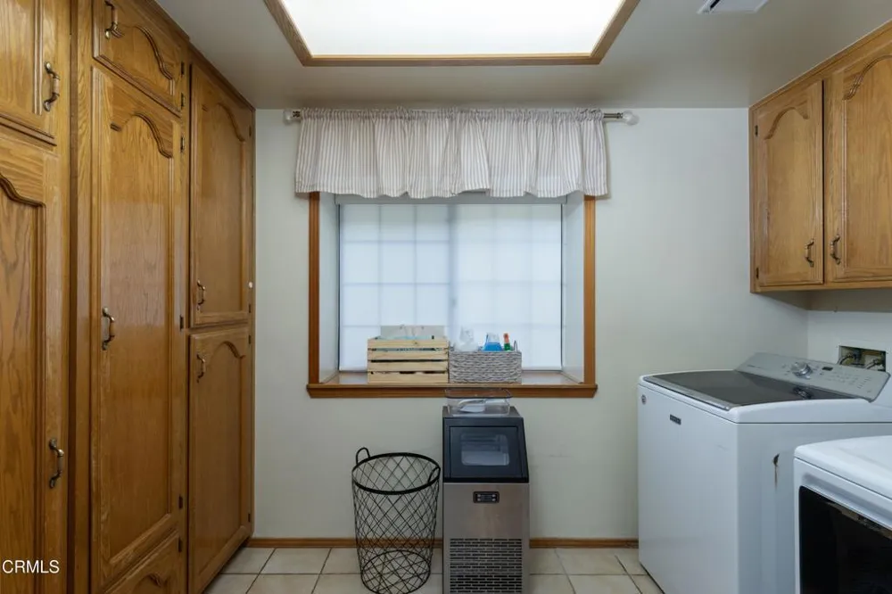 2201 Haggin Oaks Boulevard Bakersfield, CA 93311