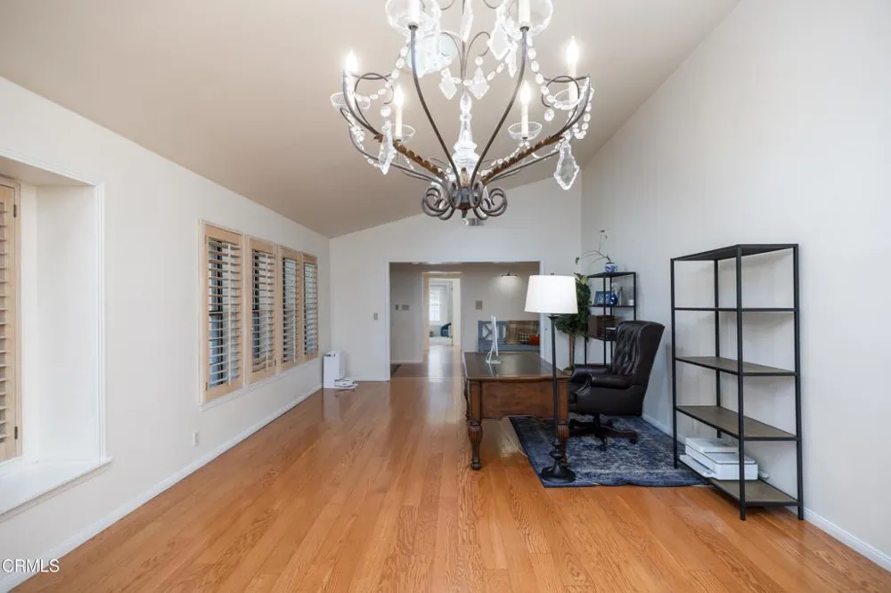 2201 Haggin Oaks Boulevard Bakersfield, CA 93311
