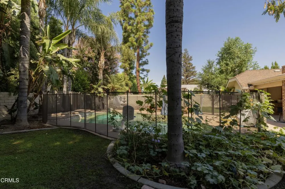 2201 Haggin Oaks Boulevard Bakersfield, CA 93311