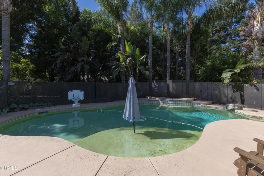 2201 Haggin Oaks Boulevard Bakersfield, CA 93311