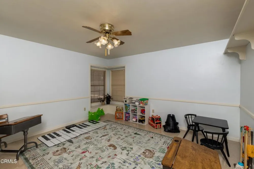 2201 Haggin Oaks Boulevard Bakersfield, CA 93311