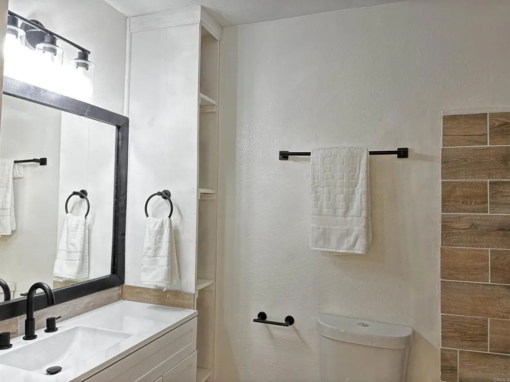8034 Linda Vista #1D San Diego, CA 92111