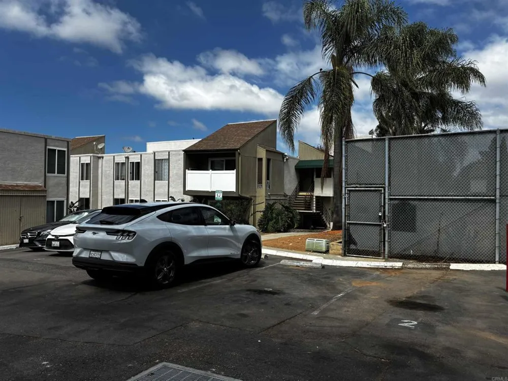 8034 Linda Vista #1D San Diego, CA 92111