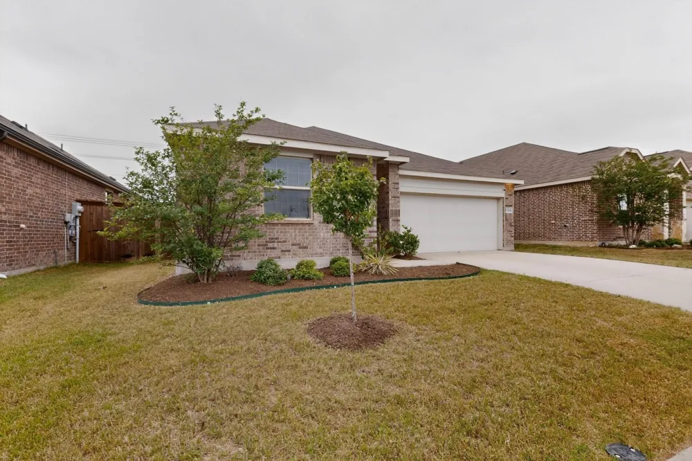 3321 Riverside Drive Aubrey, TX 76227
