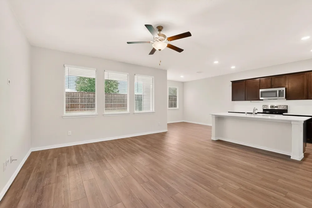 3321 Riverside Drive Aubrey, TX 76227