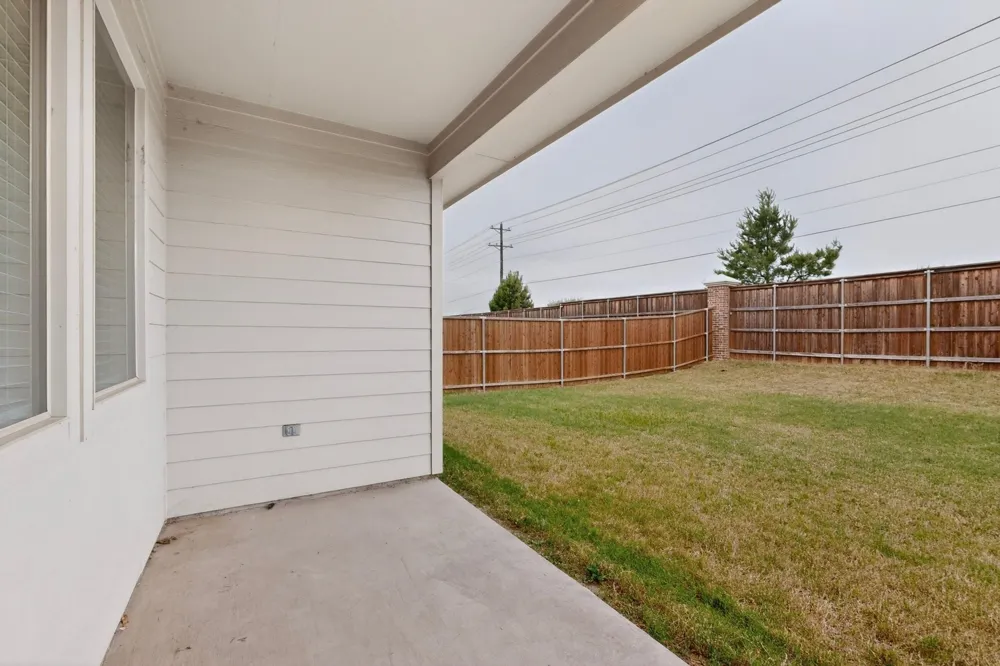 3321 Riverside Drive Aubrey, TX 76227