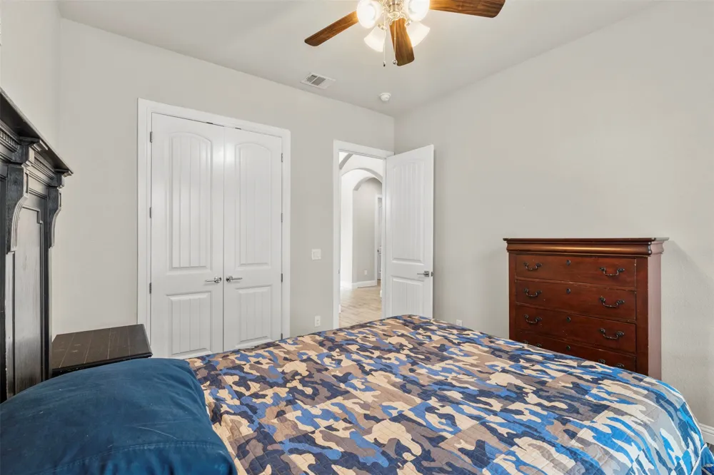 3203 Shamrock Lane Forest Hill, TX 76119