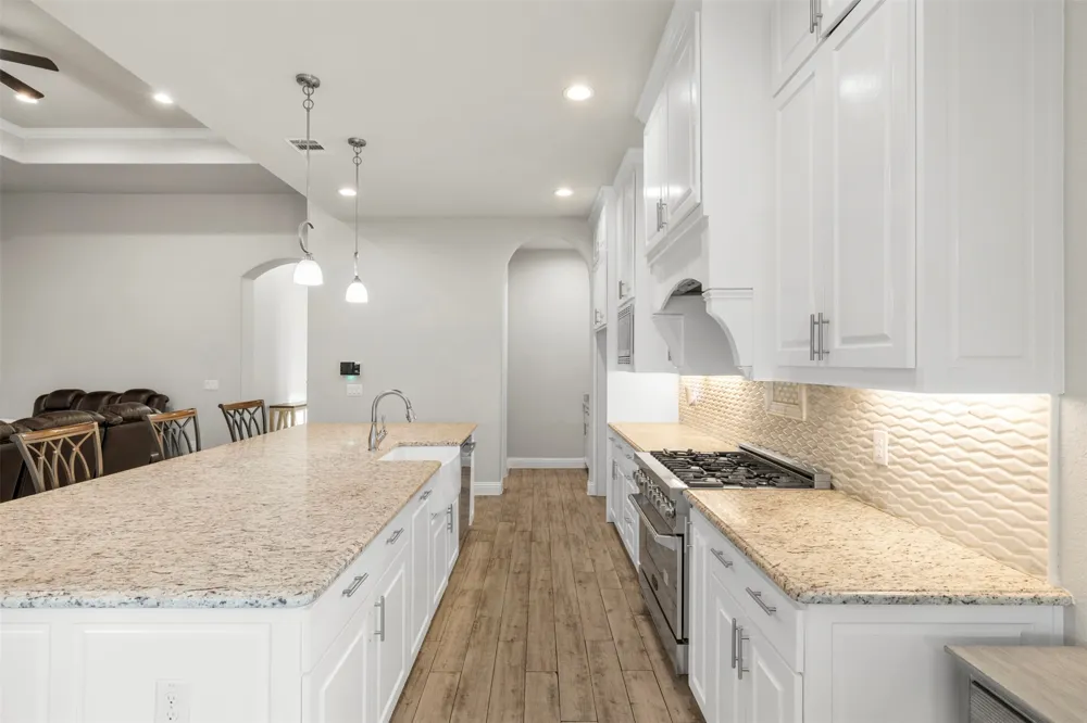 3203 Shamrock Lane Forest Hill, TX 76119