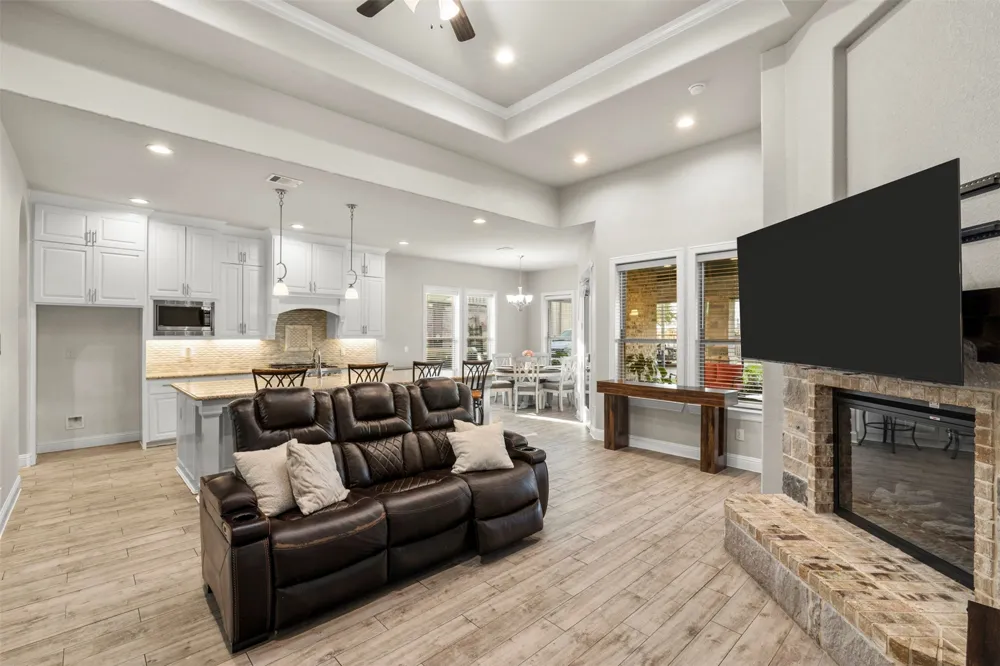 3203 Shamrock Lane Forest Hill, TX 76119