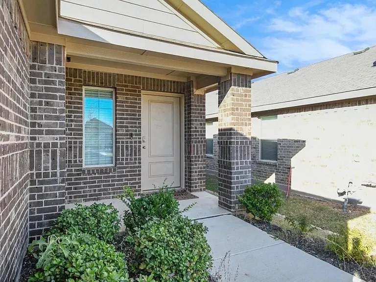 125 Running River Boyd, TX 76023