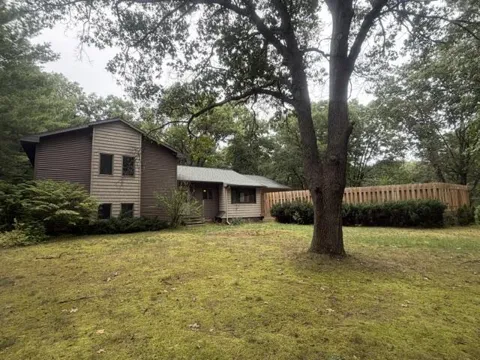 2341 E 95th Street