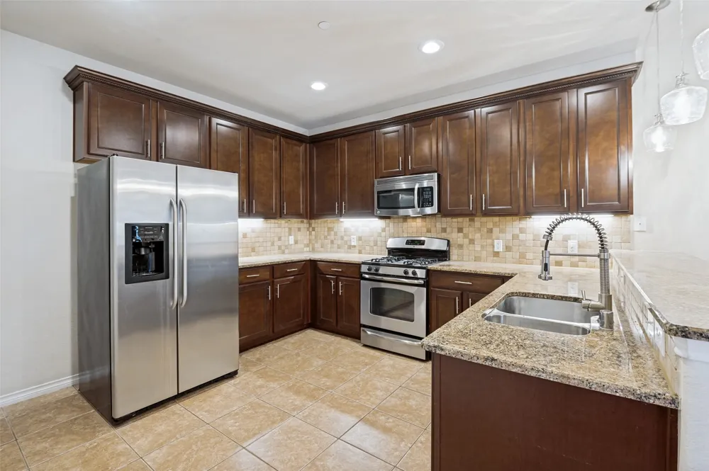 5590 Grosseto Drive Frisco, TX 75034
