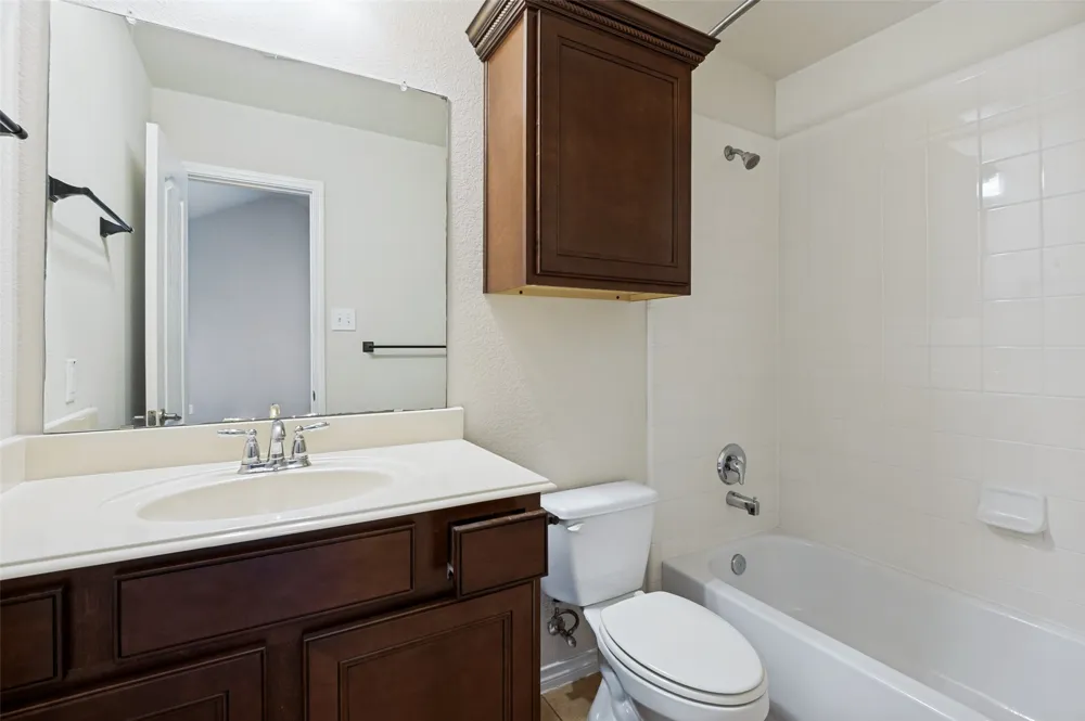 5590 Grosseto Drive Frisco, TX 75034