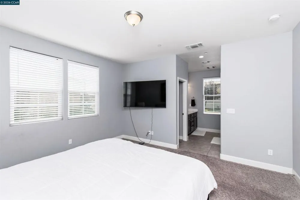 4512 Villa Del Paso Ln Sacramento, CA 95834