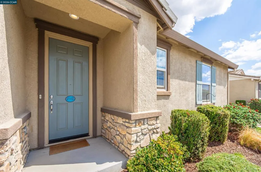 4512 Villa Del Paso Ln Sacramento, CA 95834
