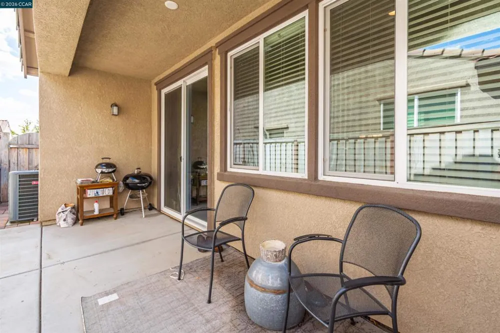 4512 Villa Del Paso Ln Sacramento, CA 95834