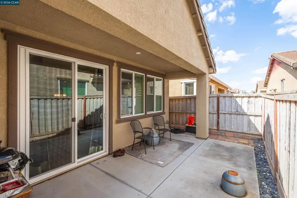 4512 Villa Del Paso Ln Sacramento, CA 95834