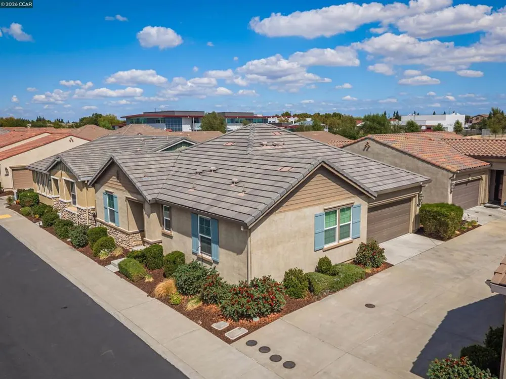 4512 Villa Del Paso Ln Sacramento, CA 95834