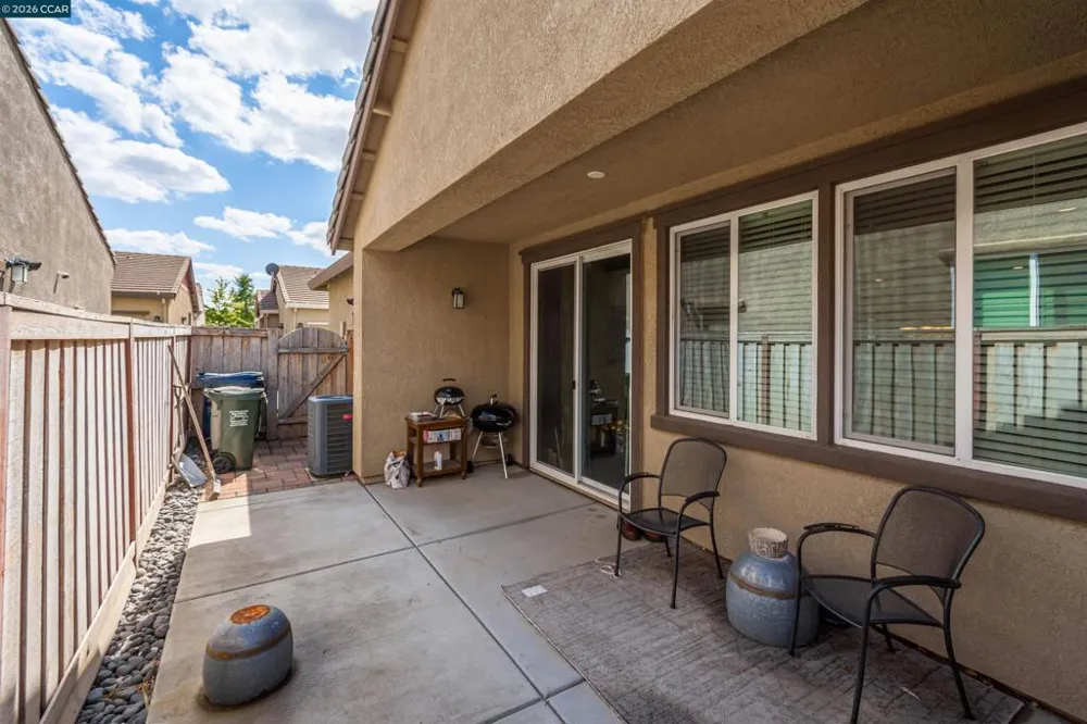 4512 Villa Del Paso Ln Sacramento, CA 95834
