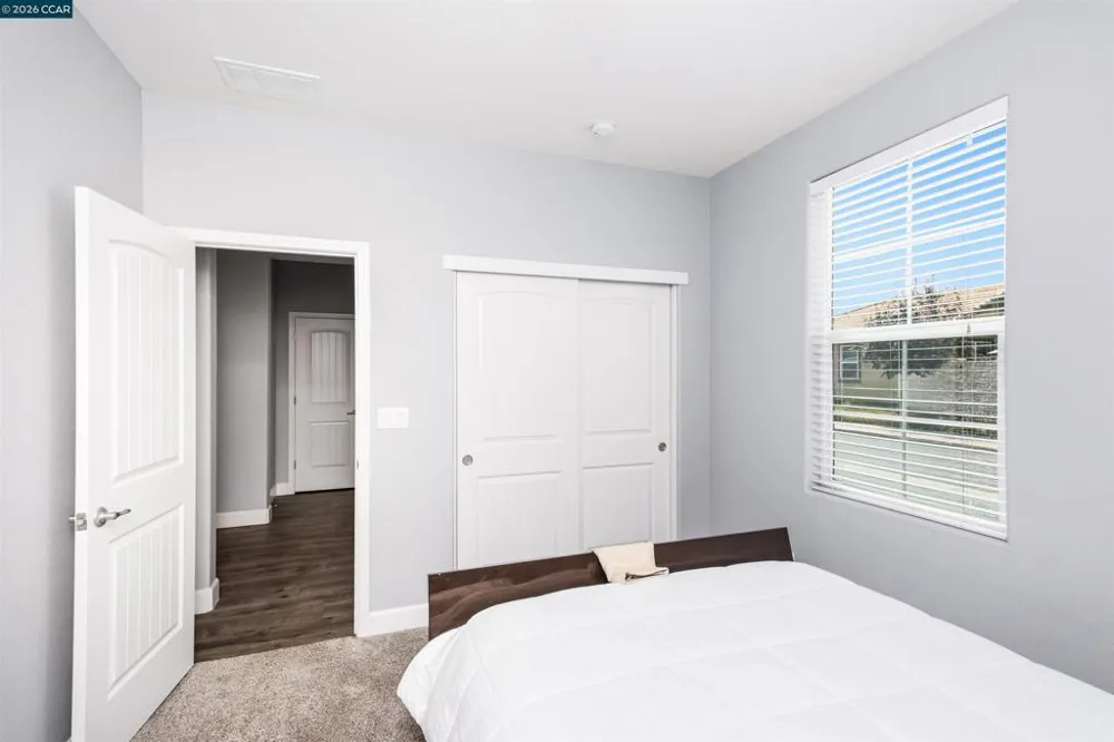 4512 Villa Del Paso Ln Sacramento, CA 95834