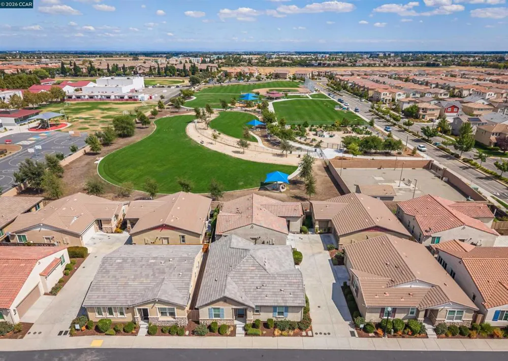 4512 Villa Del Paso Ln Sacramento, CA 95834